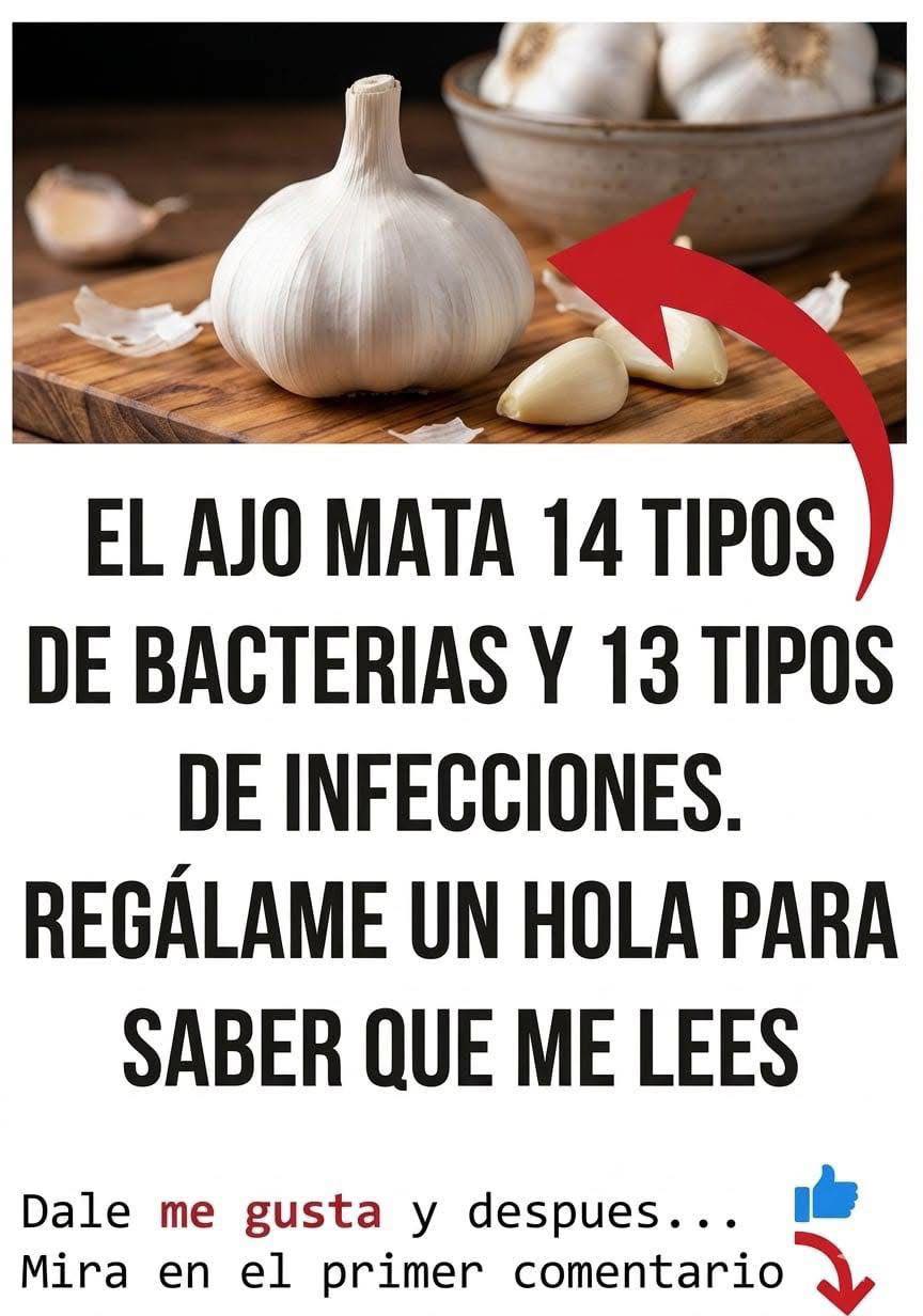Ajo fresco en una tabla de cortar