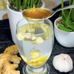 Bebida de jengibre, ajo y miel: una receta natural para complementar un estilo de vida saludable