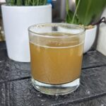 Bebida natural con jengibre, limón y miel: una receta sencilla para complementar un estilo de vida activo después de los 40 años